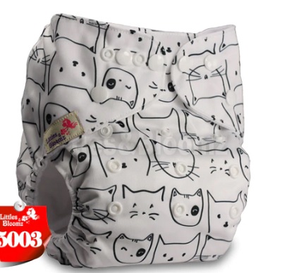 Многоразовый подгузник Littles and bloomz Белые котики